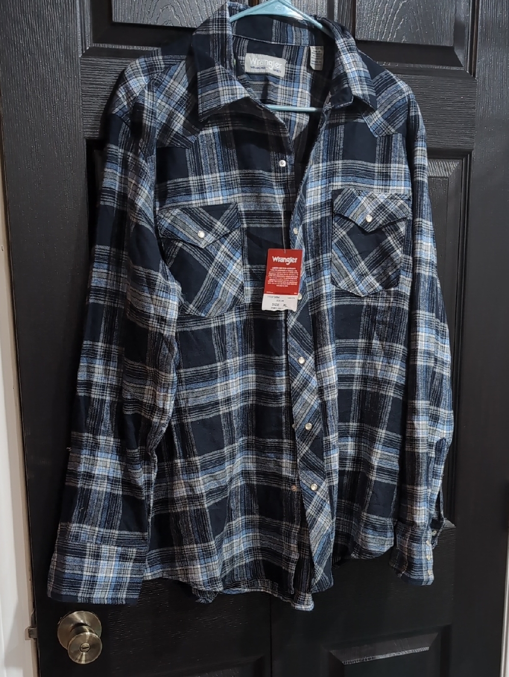 Wrangler Blue and Navy Plaid Flannel Shirt